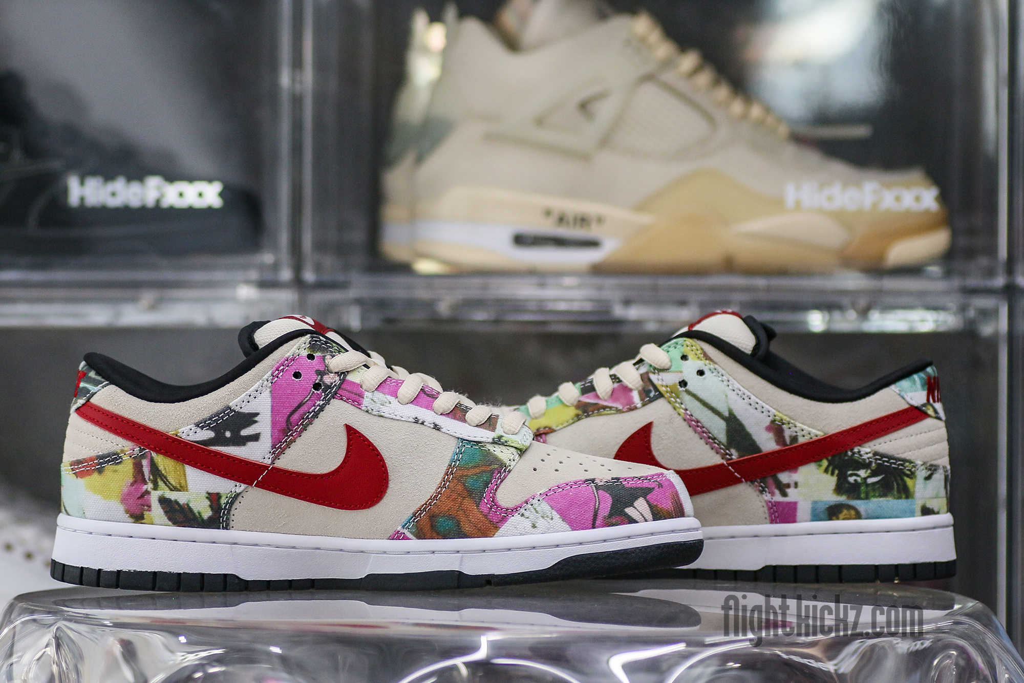 Nike SB Dunk Low Paris