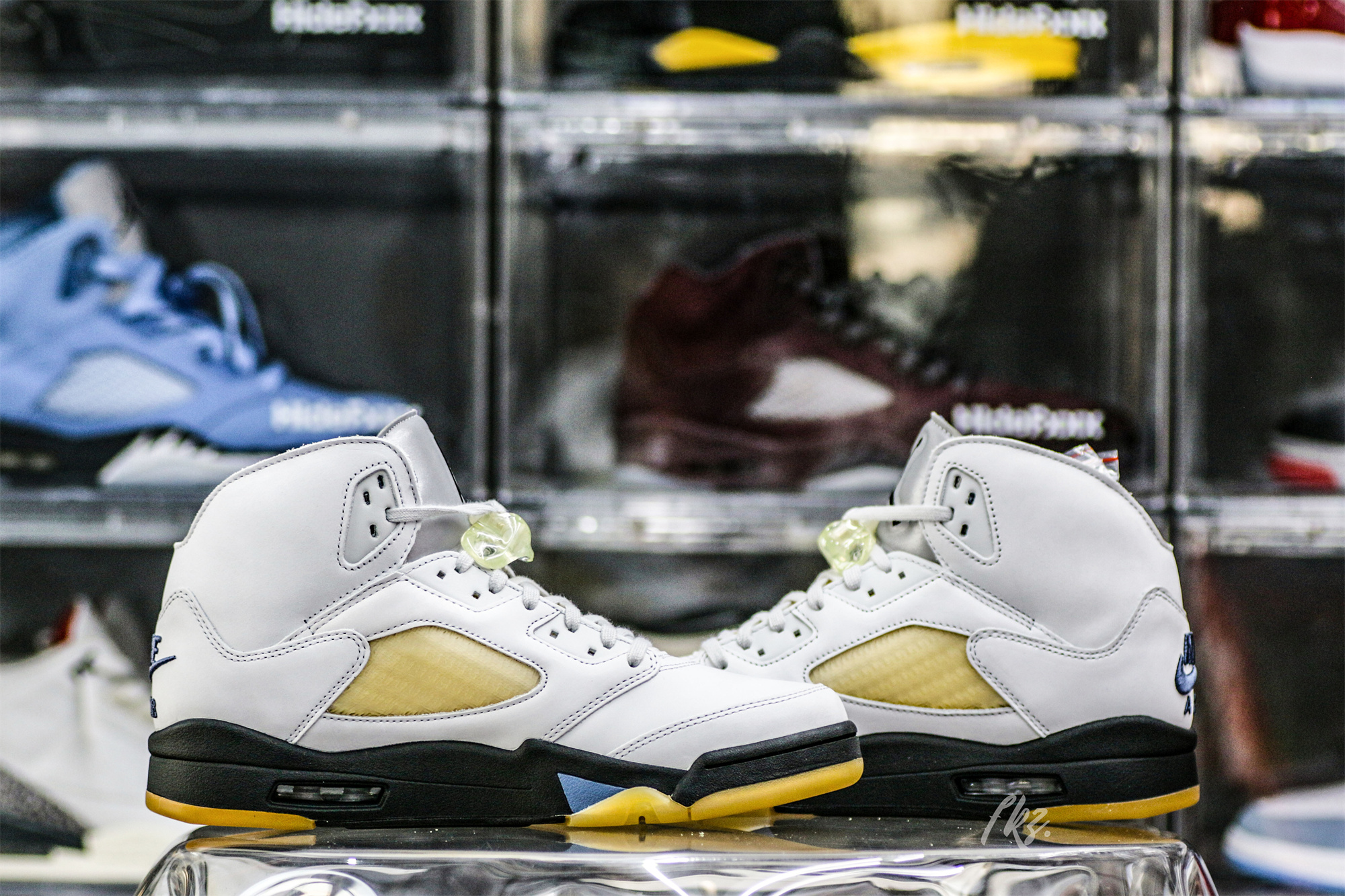 A Ma Maniere Air Jordan 5 SP Photon Dust/Diffused Blue WMS(LN5 A1)