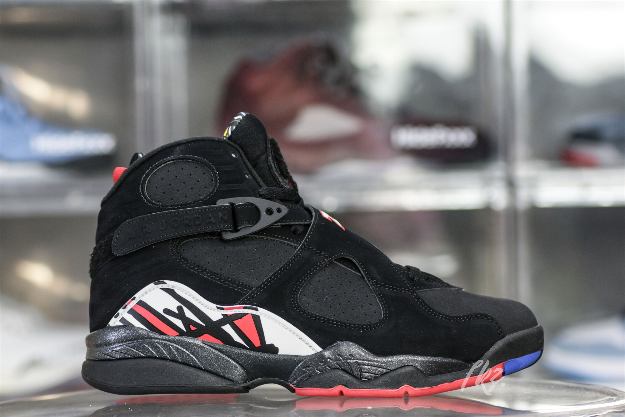 Air Jordan 8 Playoffs 2023