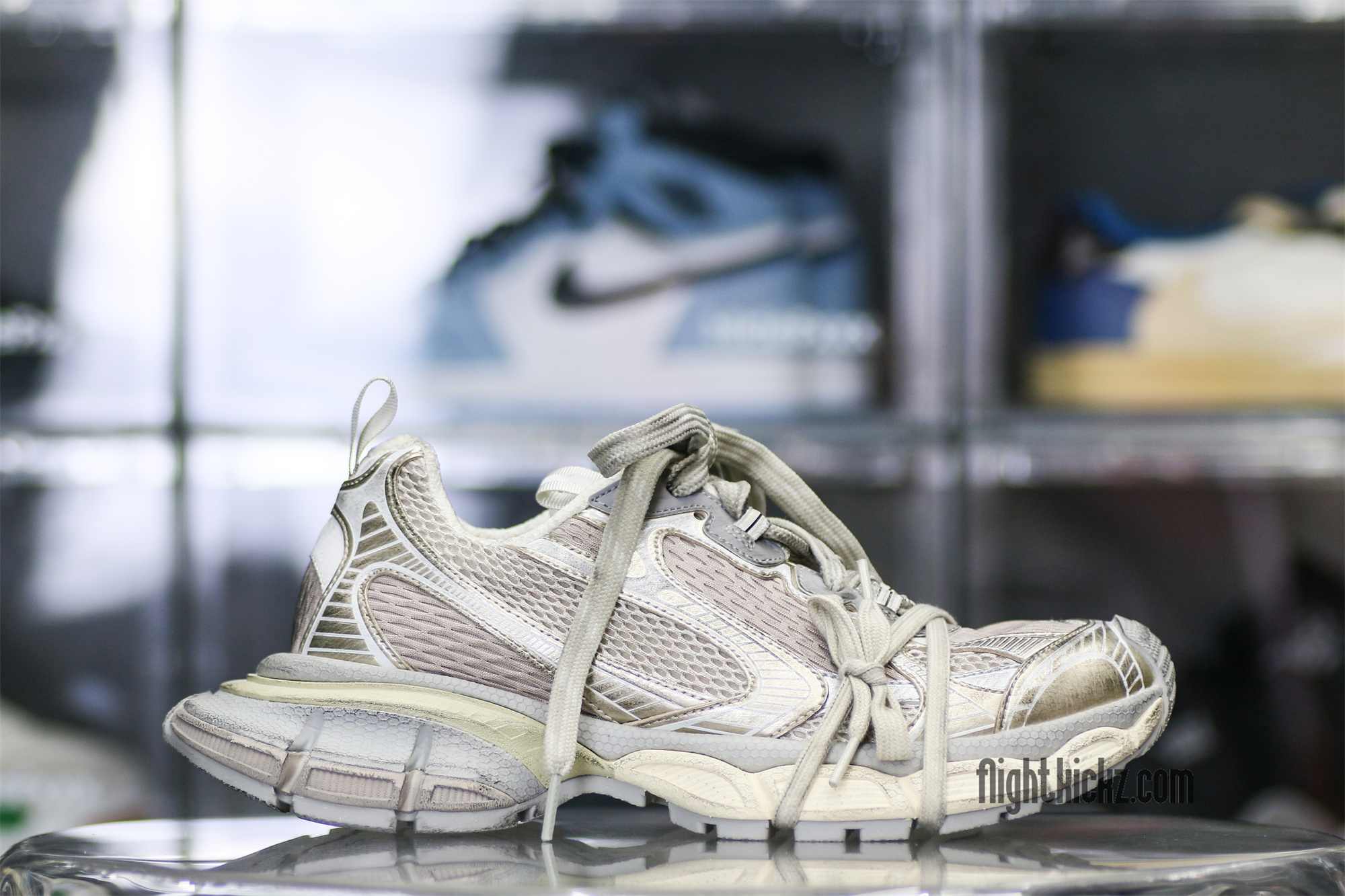 Balenciag* 3XL Sneaker ‘Worn‑Out ‑ Light Beige’