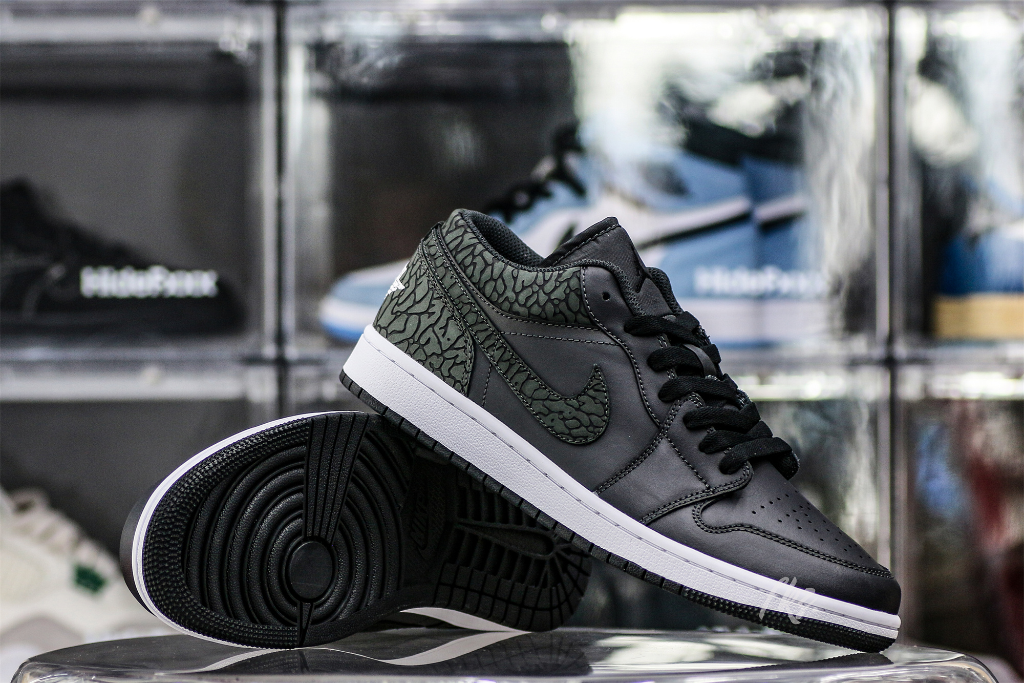 Air Jordan 1 Low SE Black Elephant