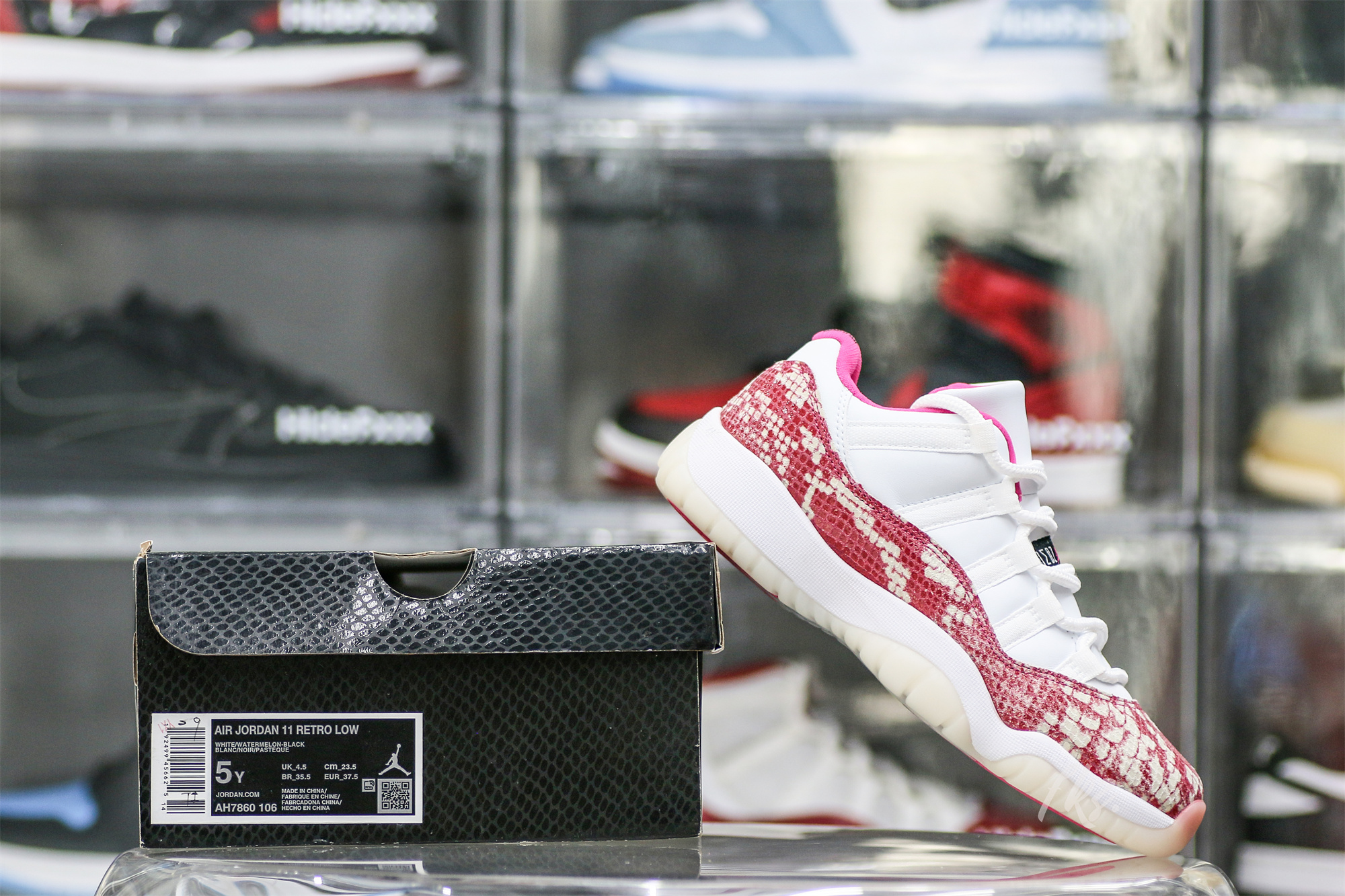 Air Jordan 11 Retro Low Pink Snakeskin (2019) (Women’s)