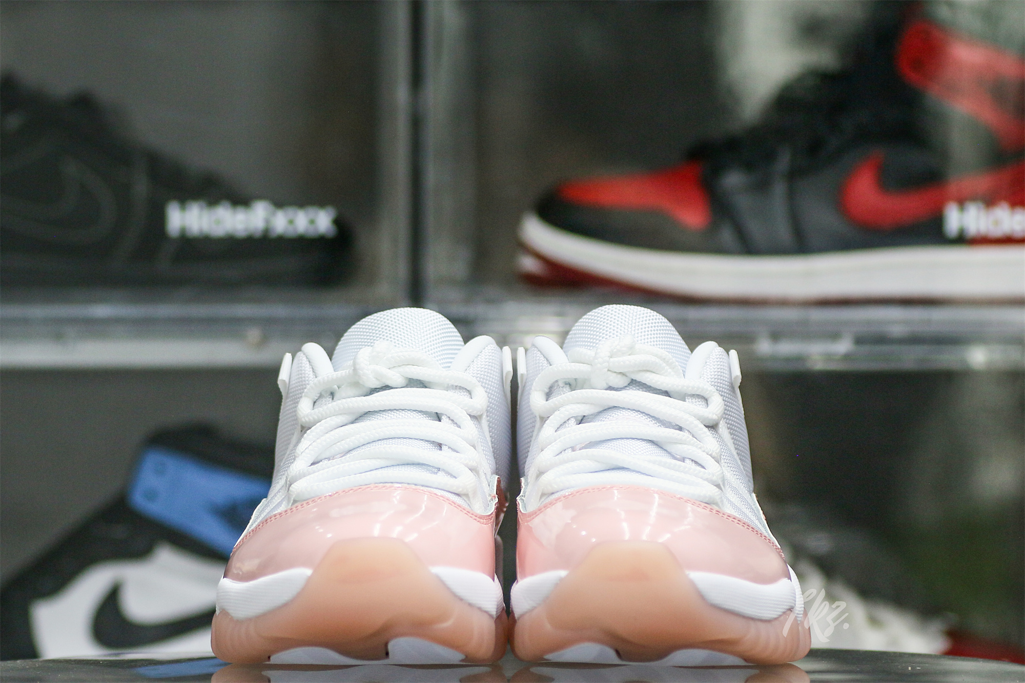 Air Jordan 11 Low WMNS “Legend Pink”