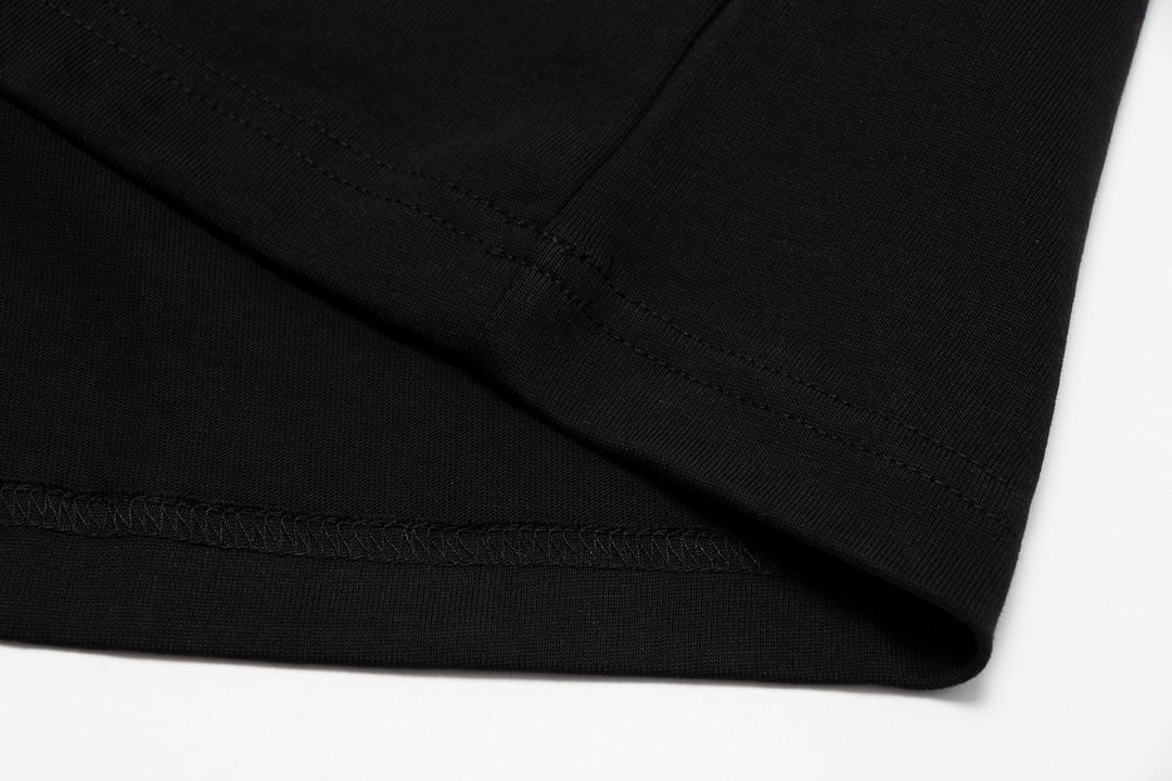 Ch*0me He**ts horse shoe logo pocket t-shirt 2024