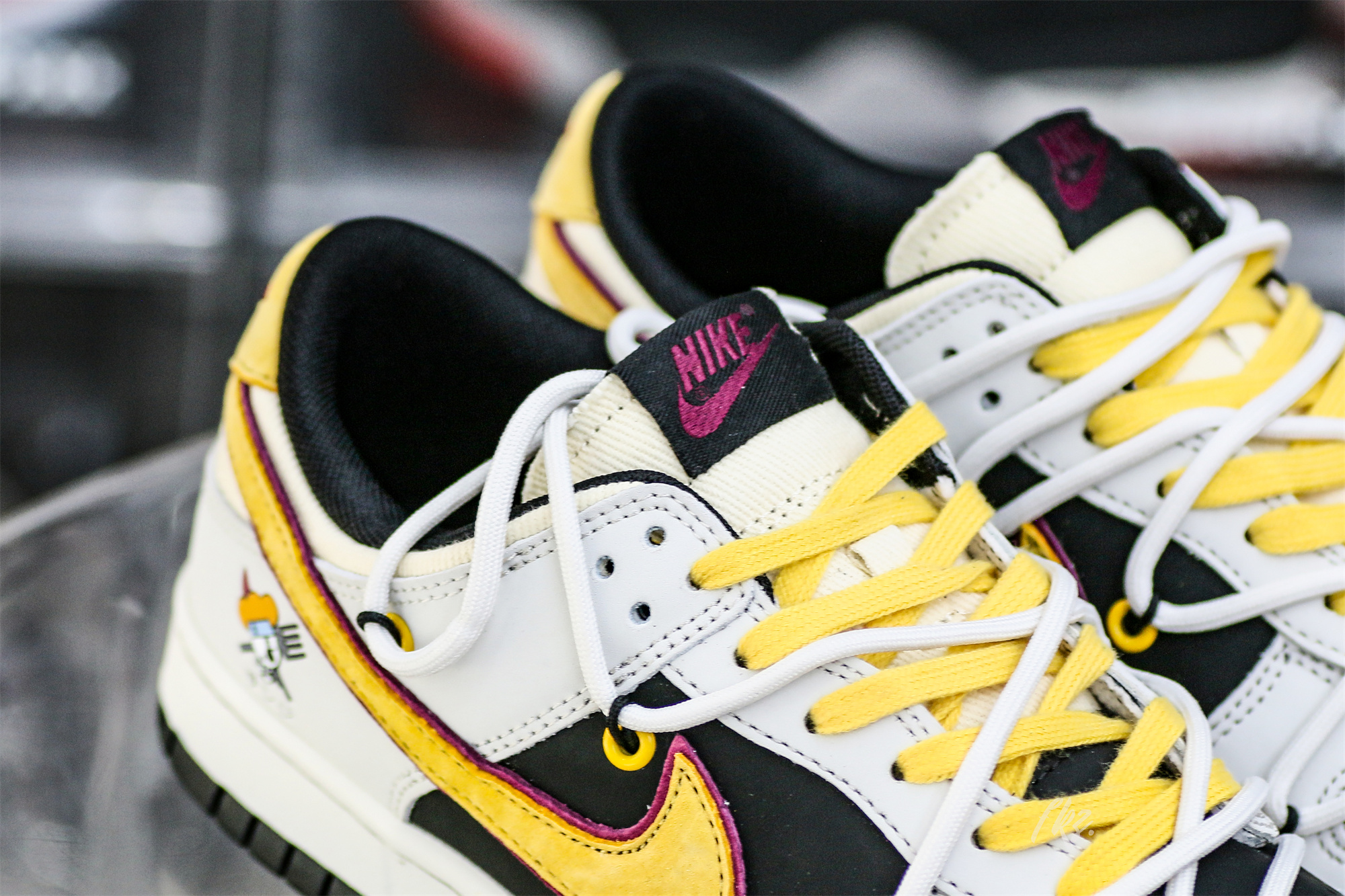 Otomo Katsuhiro x Nike Dunk One Piece Luffy White Yellow