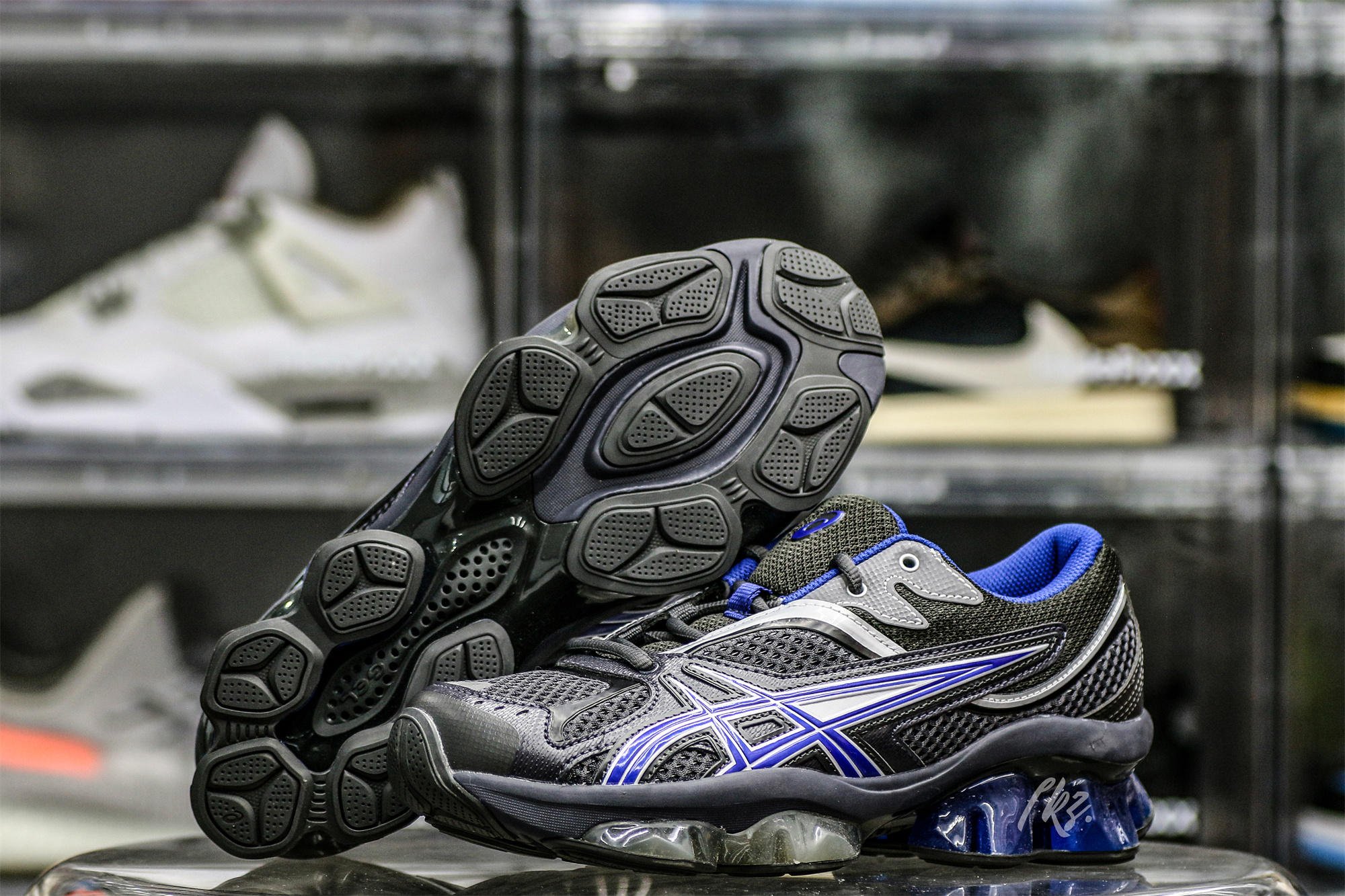 Kik0 Kostadinov X Gel Quantum Zientzia ISS