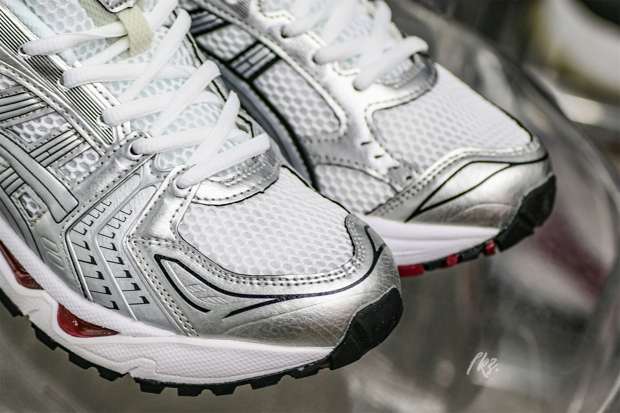 Gel Kayano 14 Pure Silver Red 2021