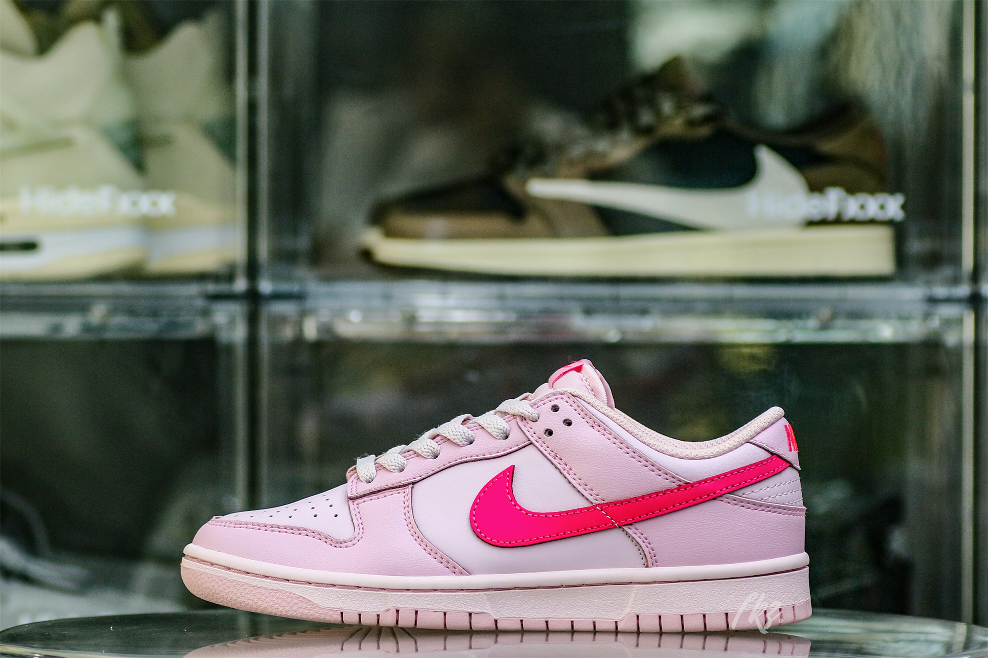 Nike Dunk Low ‘Triple Pink’ Women’s