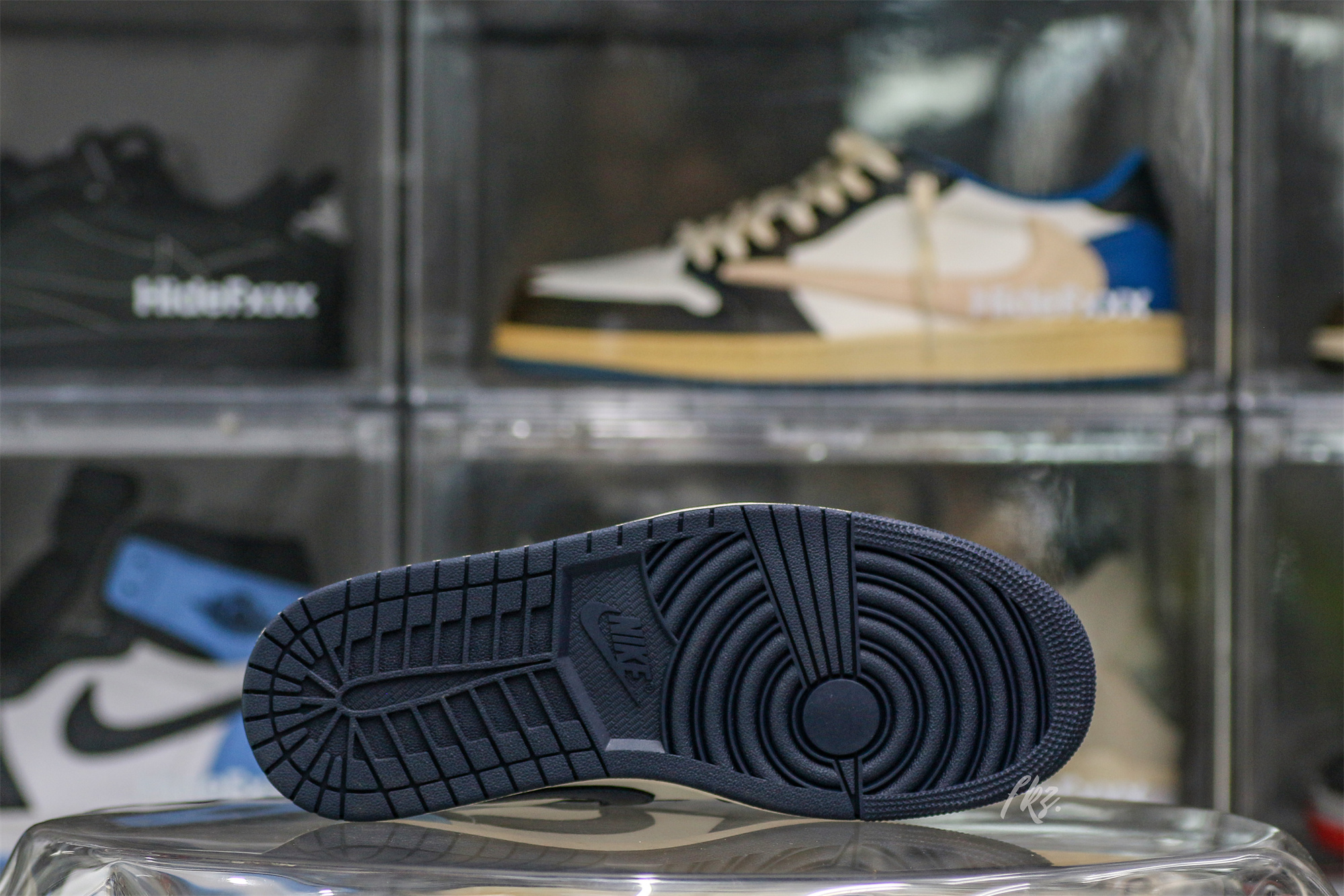 Air Jordan 1 Low OG “Obsidian” UNC 2025