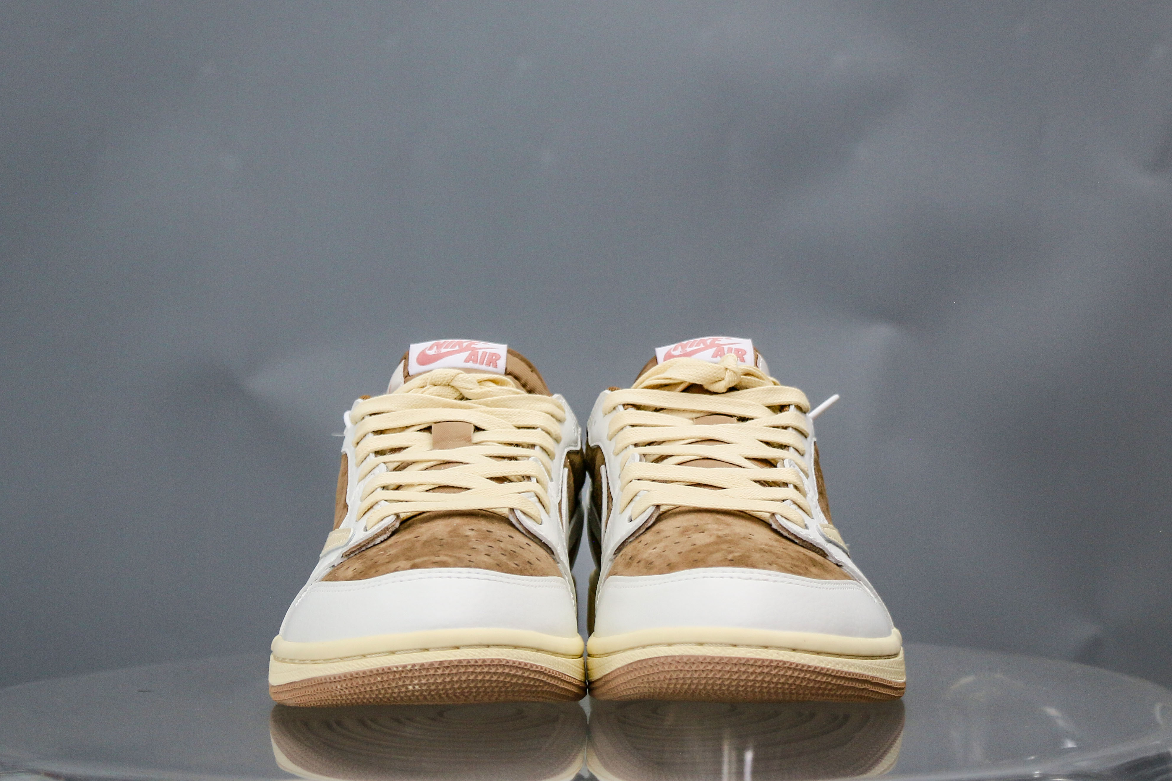 Travis Scott X Air Jordan 1 Low OG Sail / Muslin（A2 Batch)