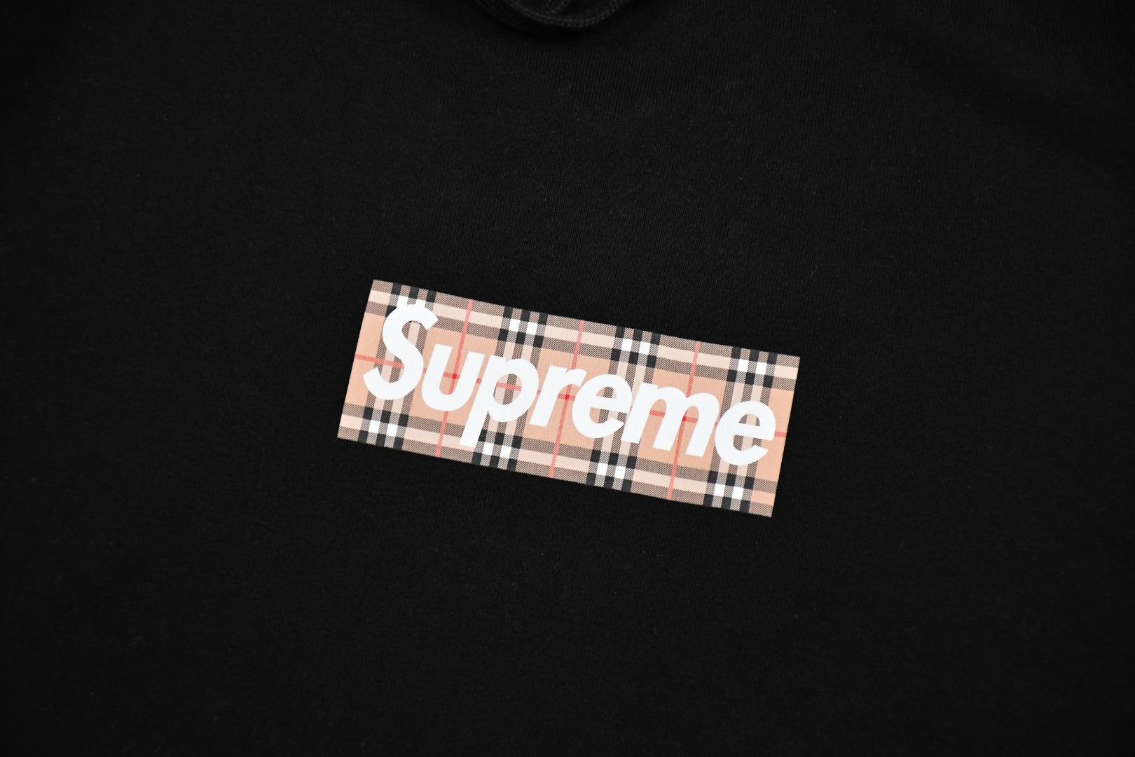 Suprem3 22ss Week3 x Burb3rry Hoodie