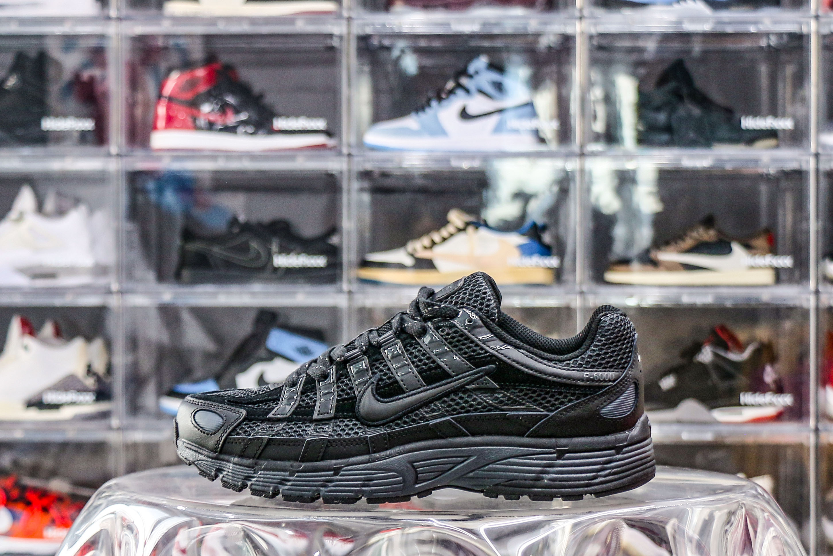 Nike P-6000 Premium Triple Black