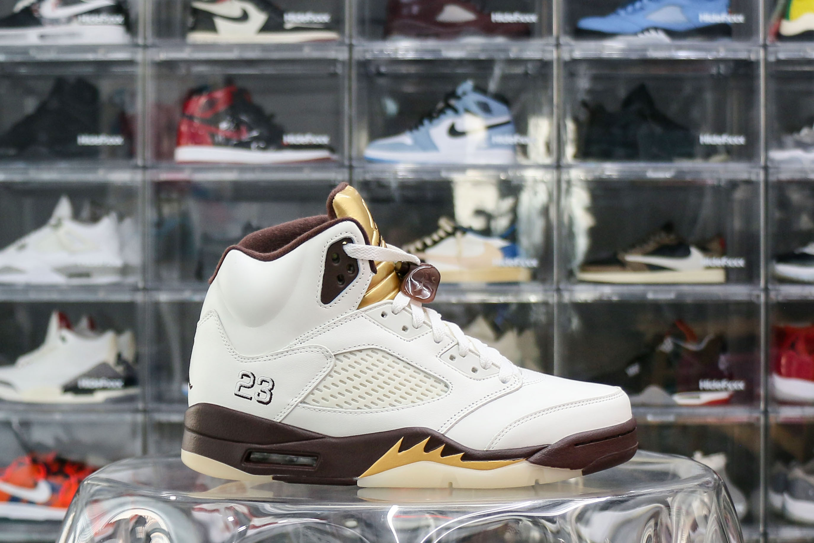 Air Jordan 5 Retro Olympic Gold White Mocha