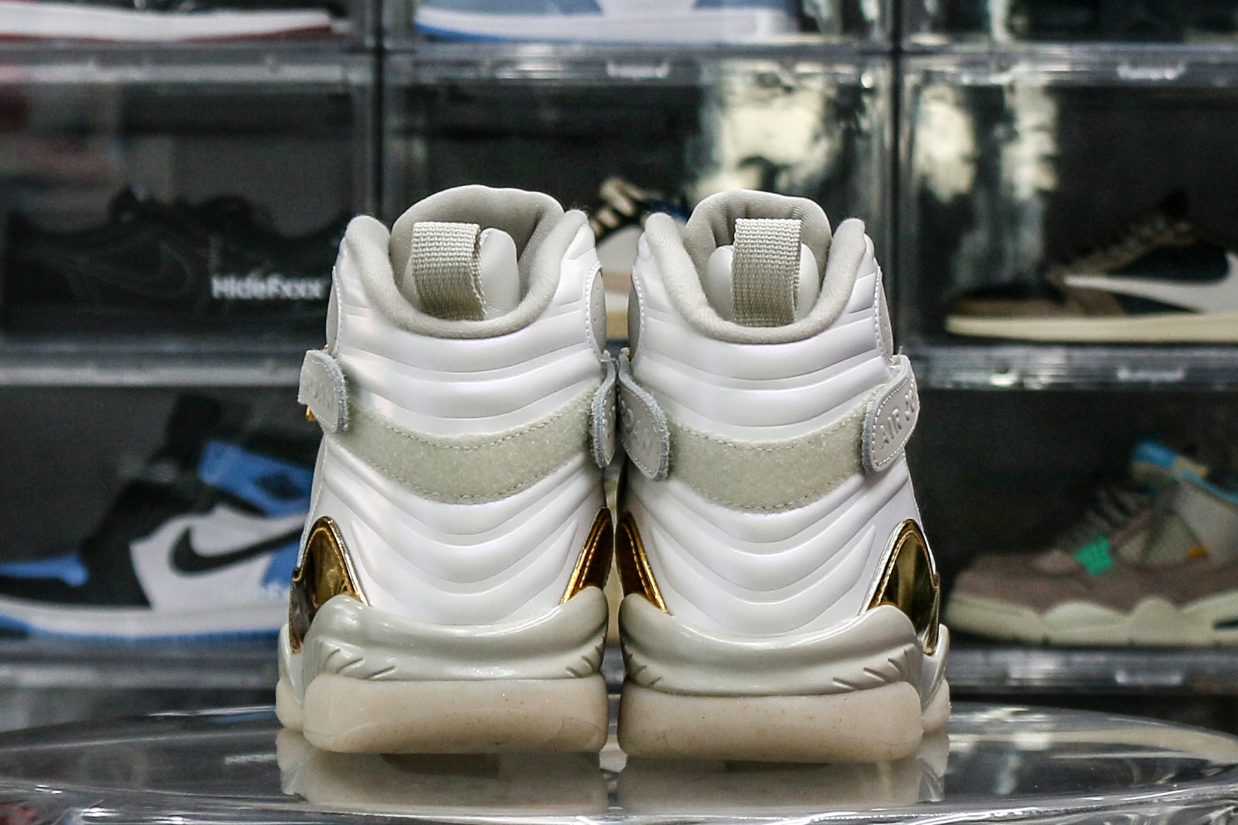 Jordan 8 Retro Champagne