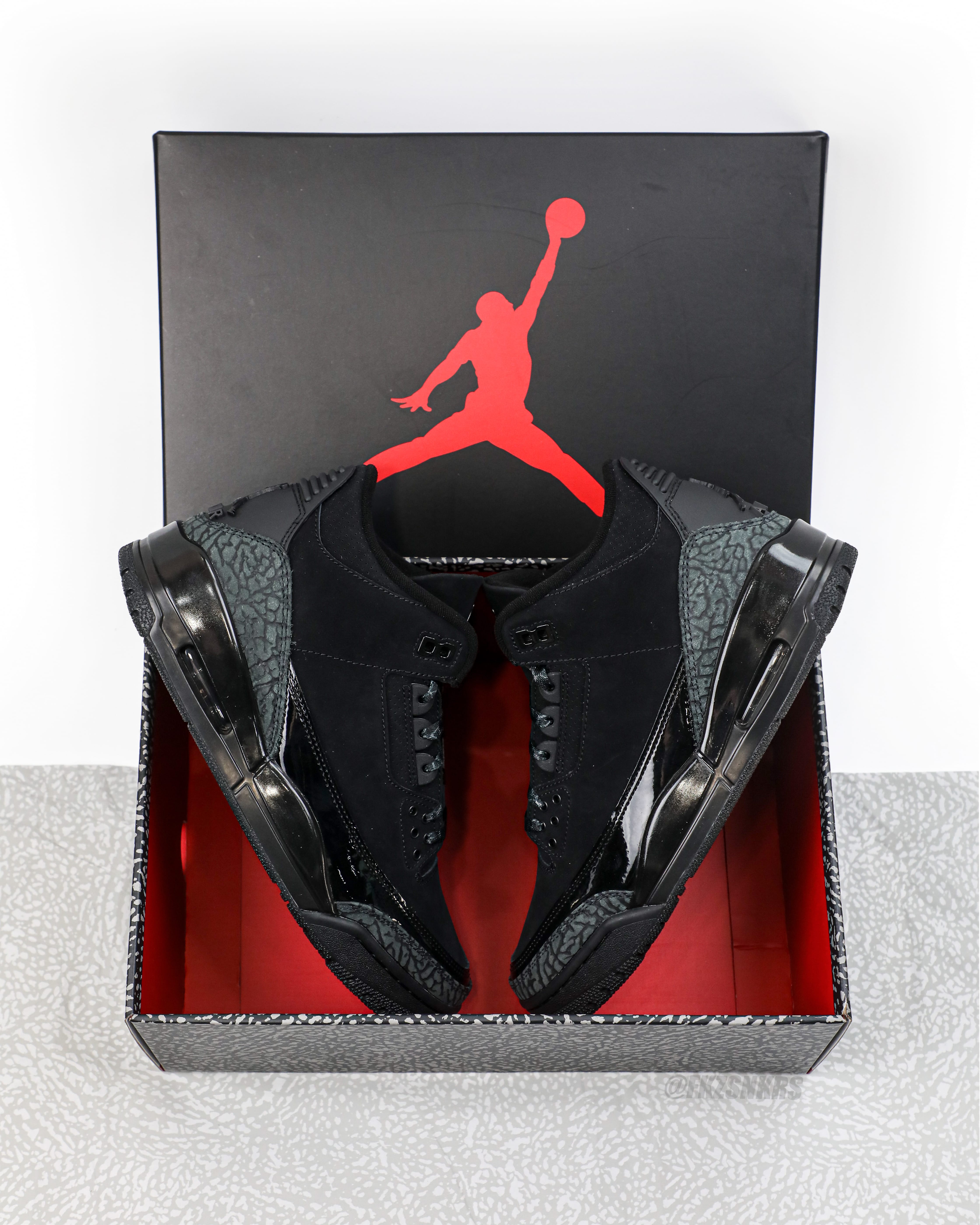 Air Jordan 3 Black Cat 2025 (A1 Batch)