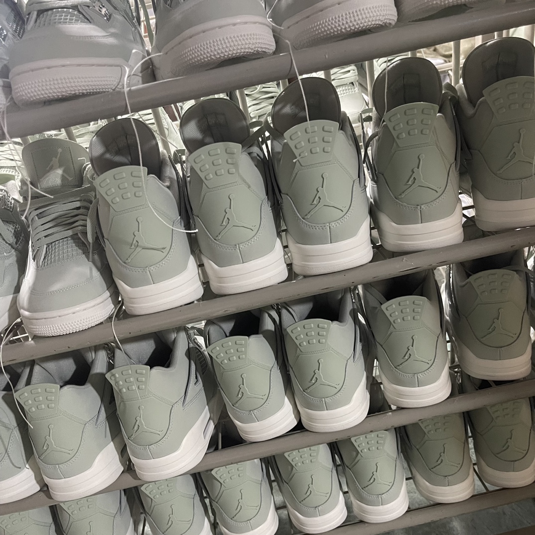 Jordan 4 Retro Seafoam Sail (Ln5 A1)