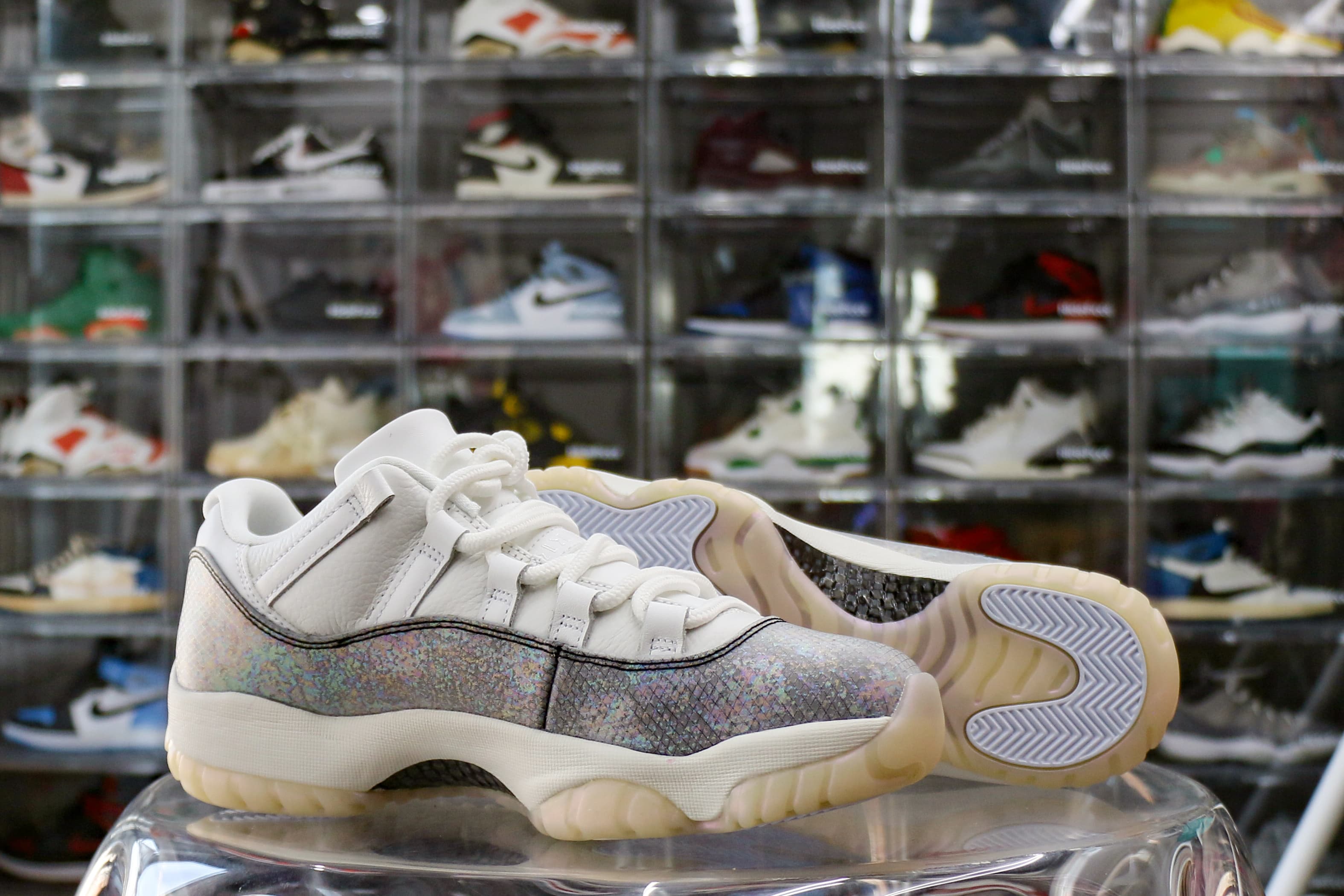 Air Jordan 11 Retro Low CNY 2025