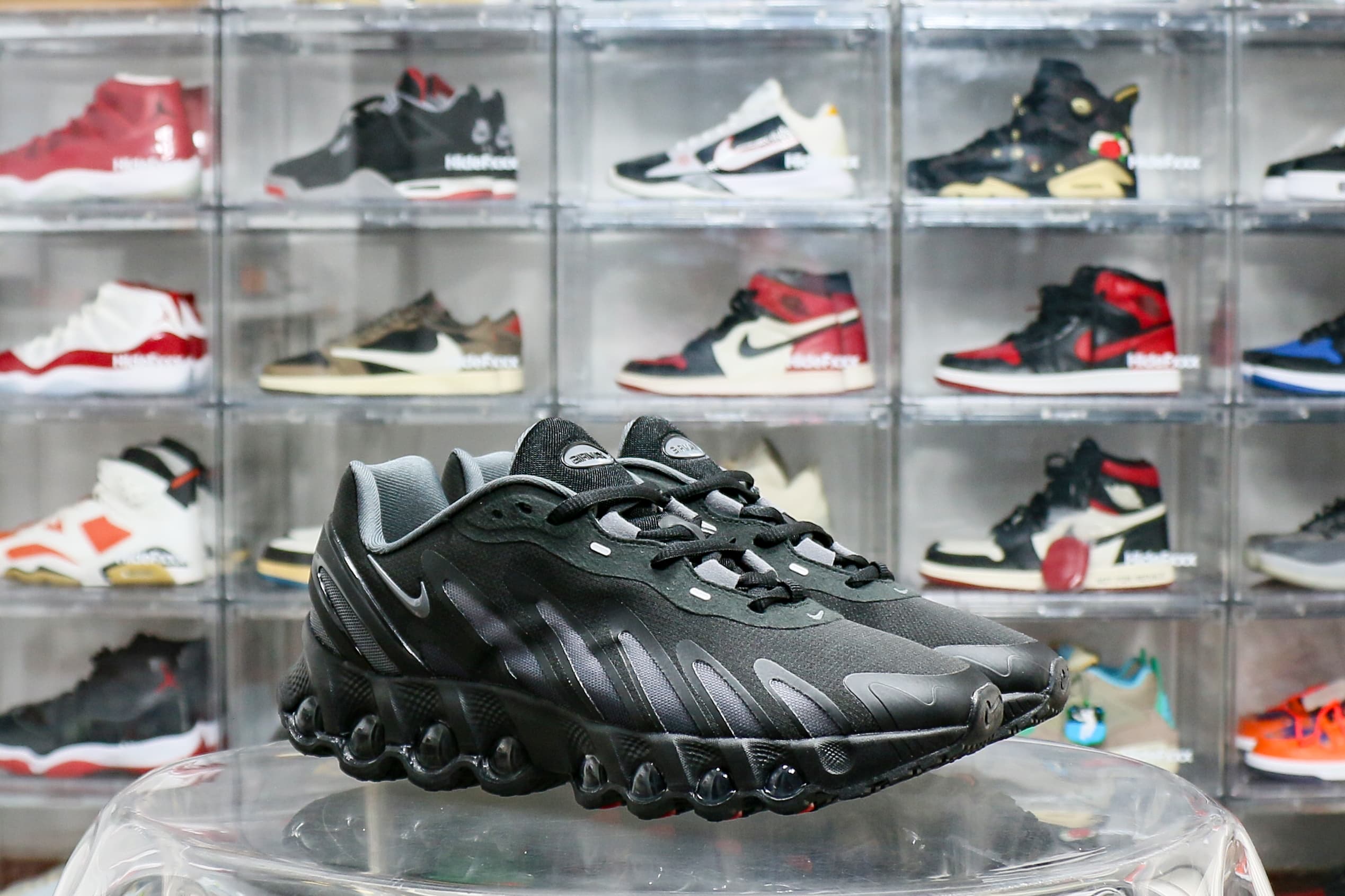 Nike Air Max Dn8 Black Gray (2025)