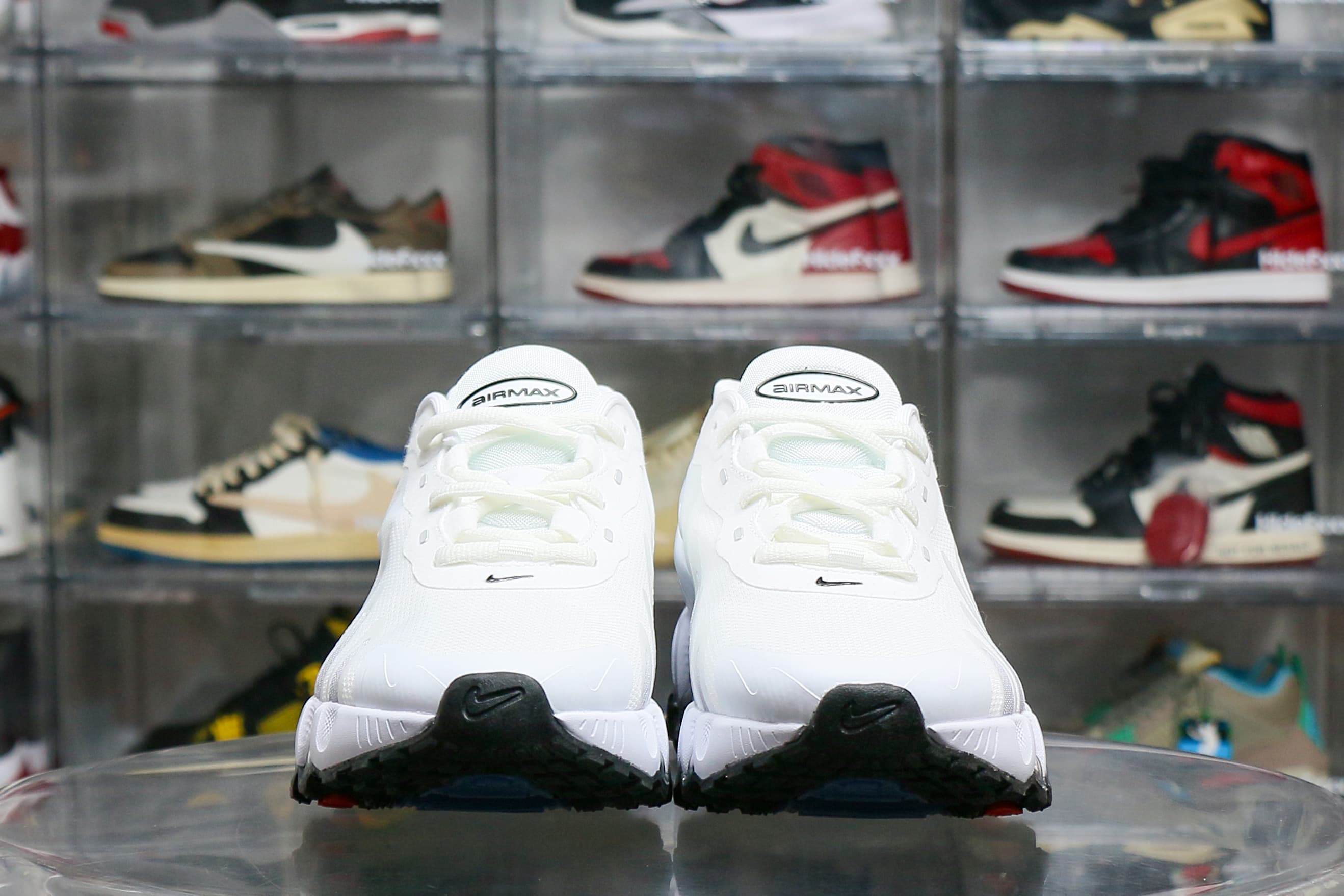 Nike Air Max Dn8 White Black (2025)