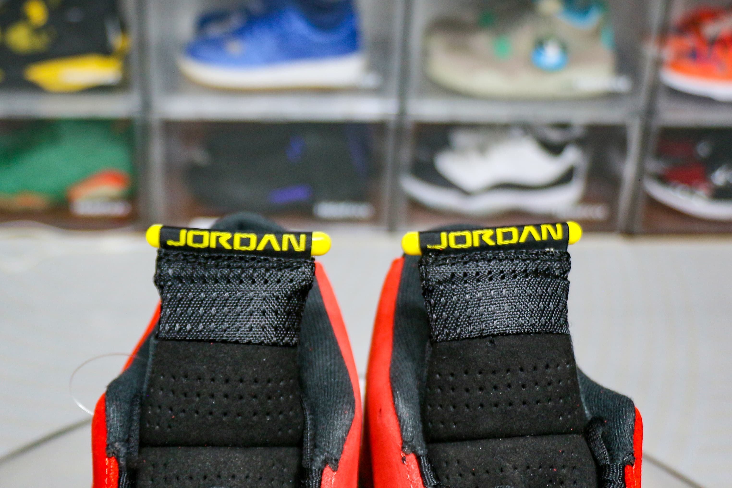 Air Jordan 14 Retro Ferrari 2025 (Ln5 A1)