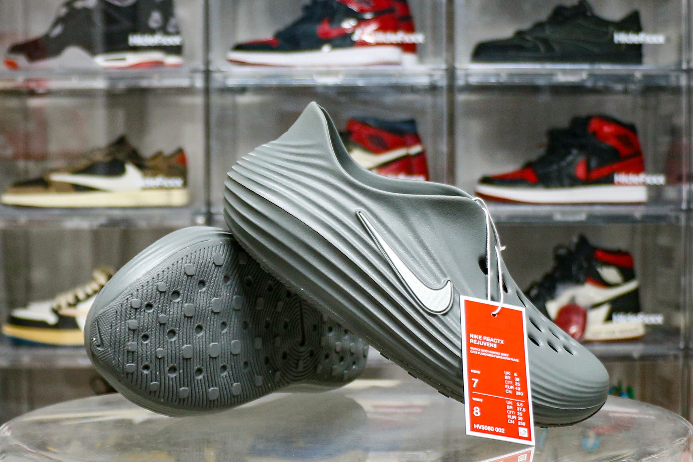 Nike ReactX Rejuven8 Smoke Grey