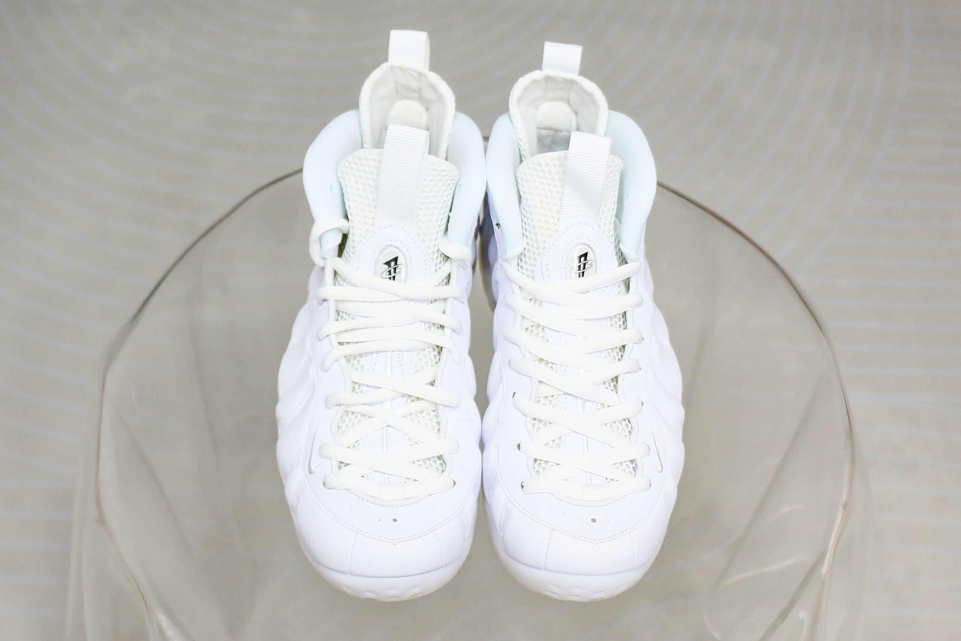 Nike Air Foamposite One Triple White