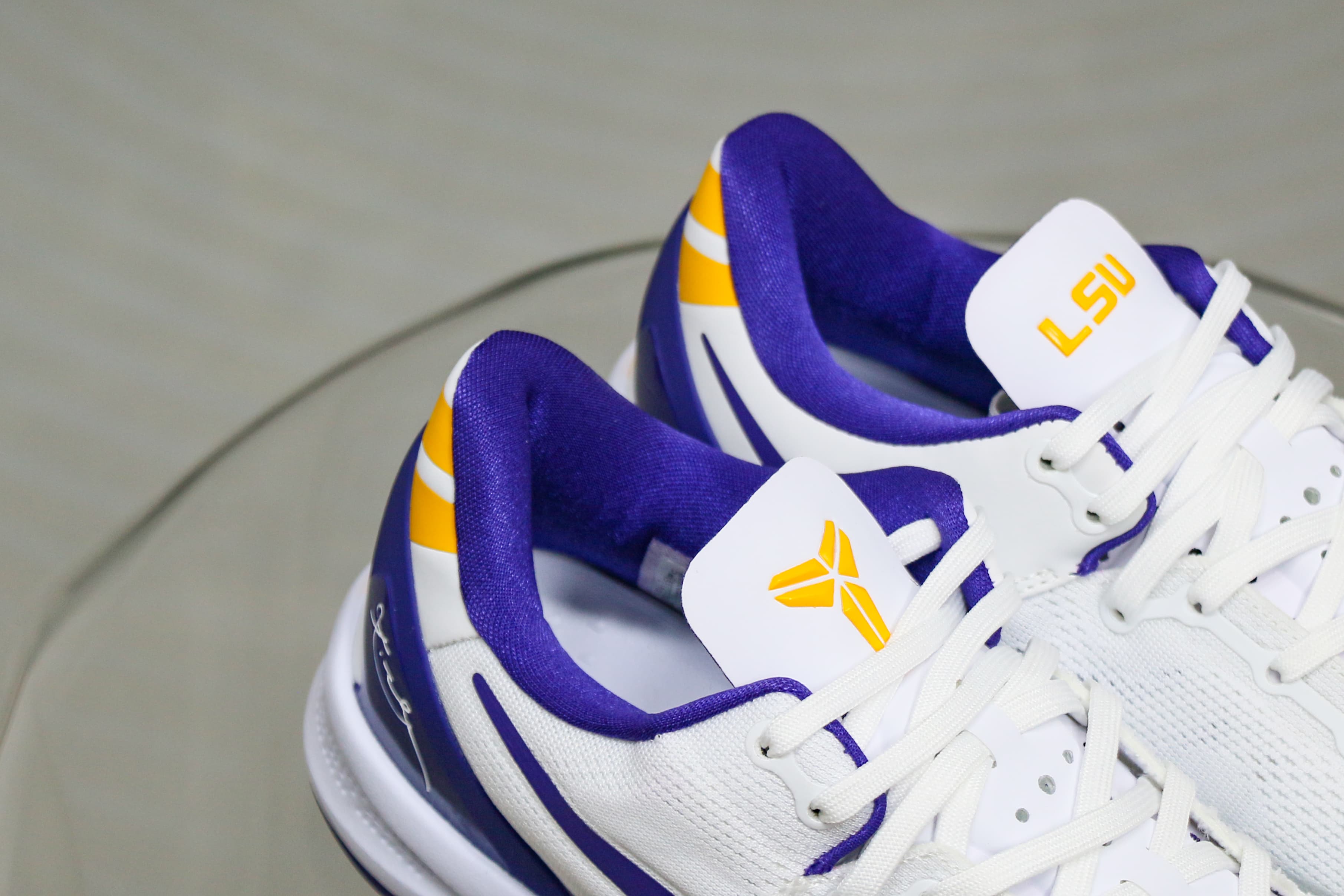 Nike Kobe 8 Protro “LSU White” PE (Ln5 A1)