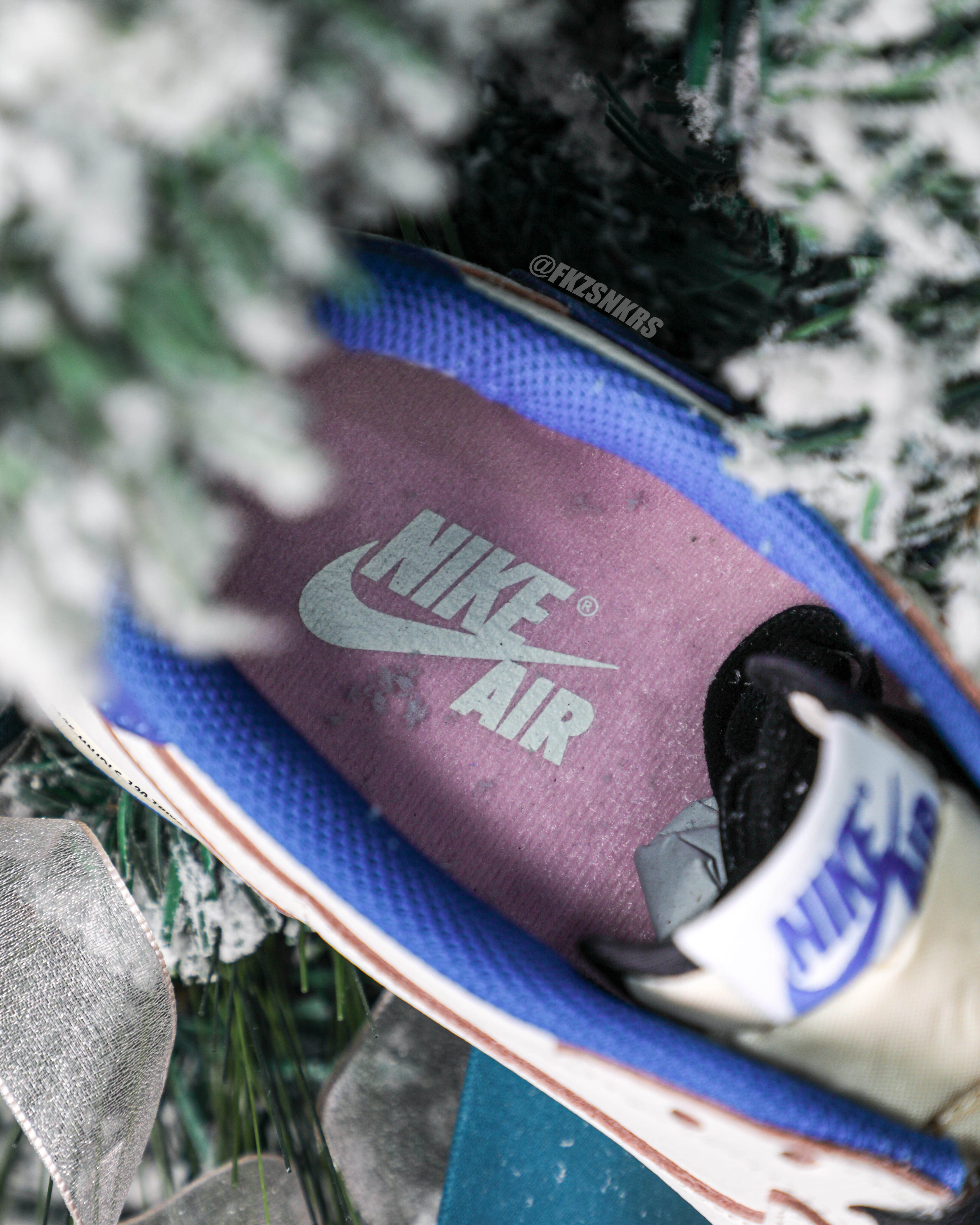 Travis Scott x Fragment x Air Jordan 1 Low OG (Ln5 A1)