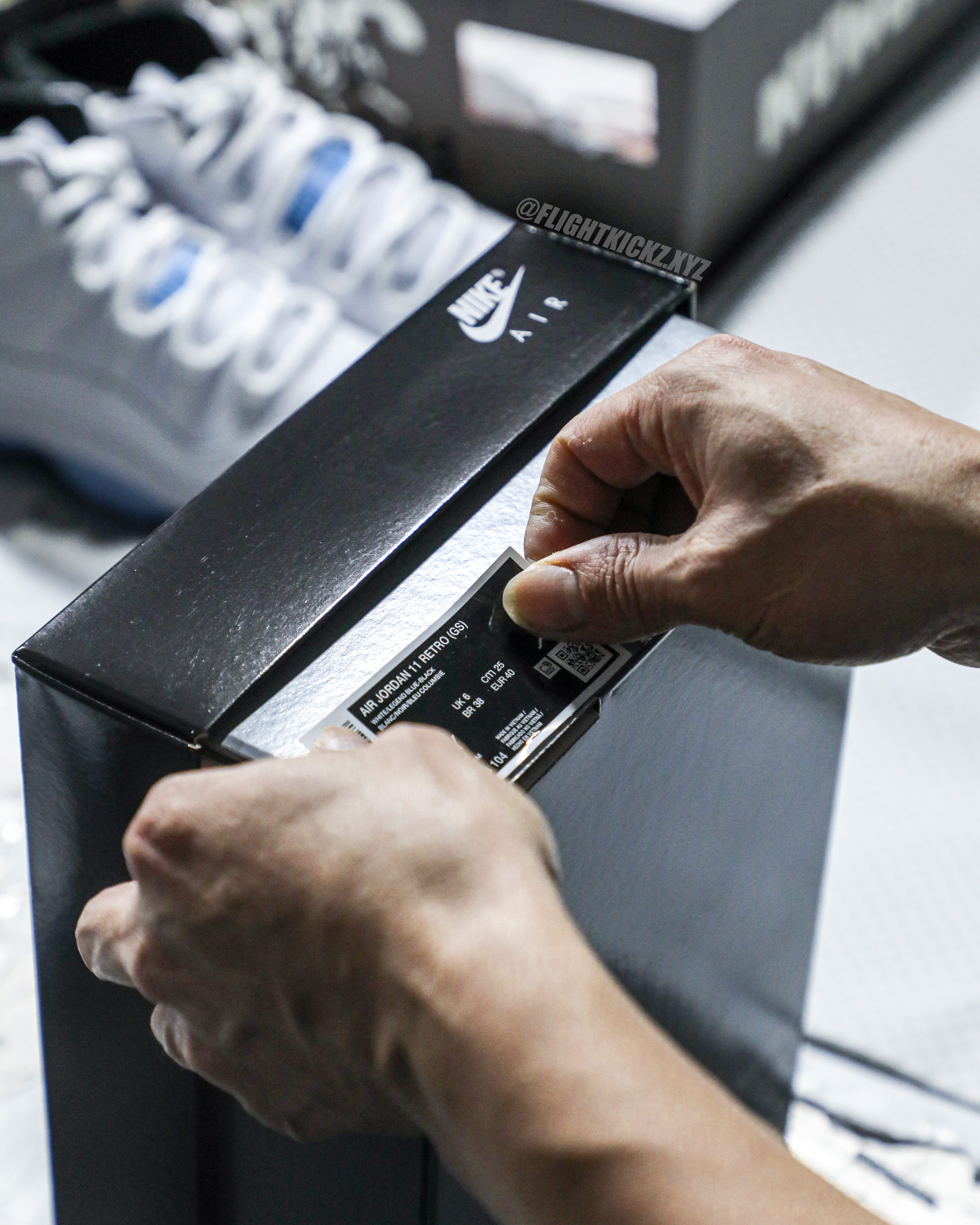 Air Jordan 11 Retro Legend Blue GS 2024 (Ln5 A1)