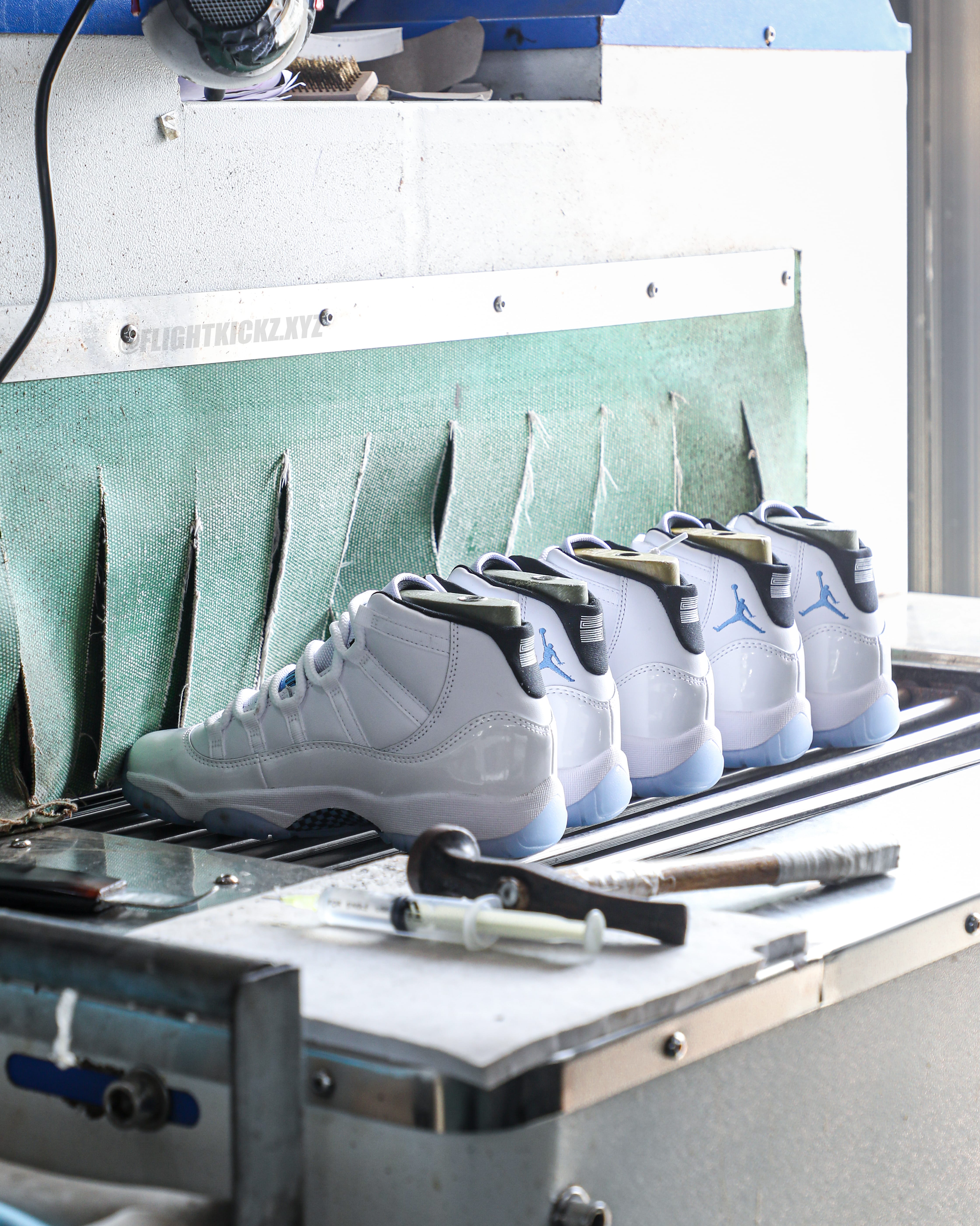 Air Jordan 11 Retro Legend Blue GS 2024 (Ln5 A1)